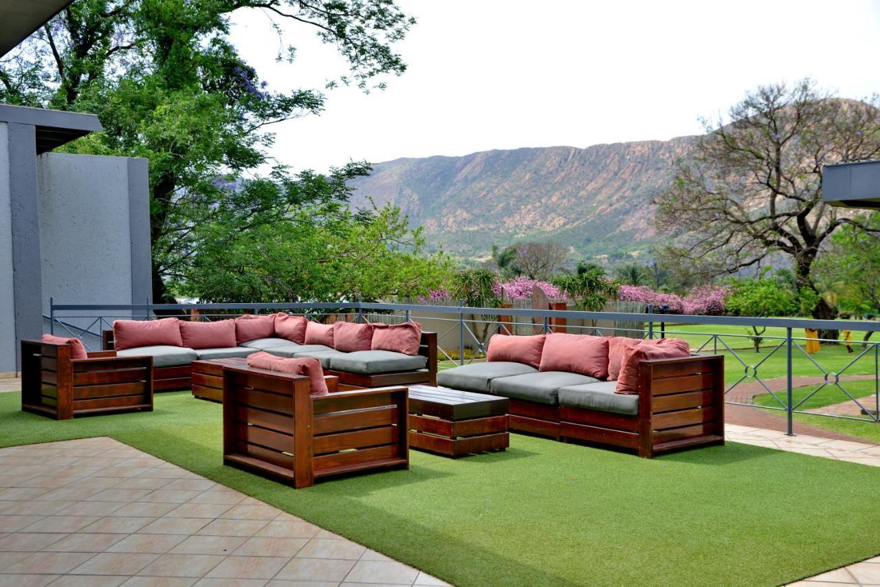 Anew Resort Hunters Rest Rustenburg Esterno foto