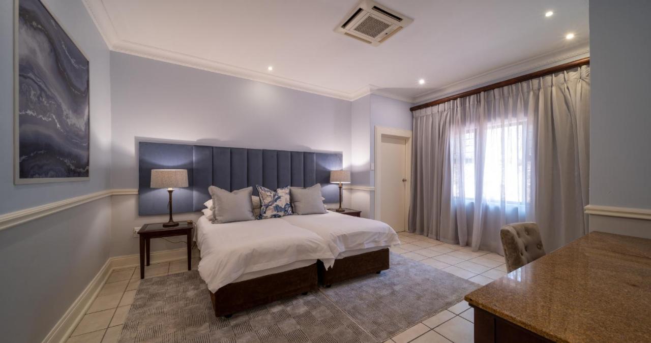 Anew Resort Hunters Rest Rustenburg Esterno foto
